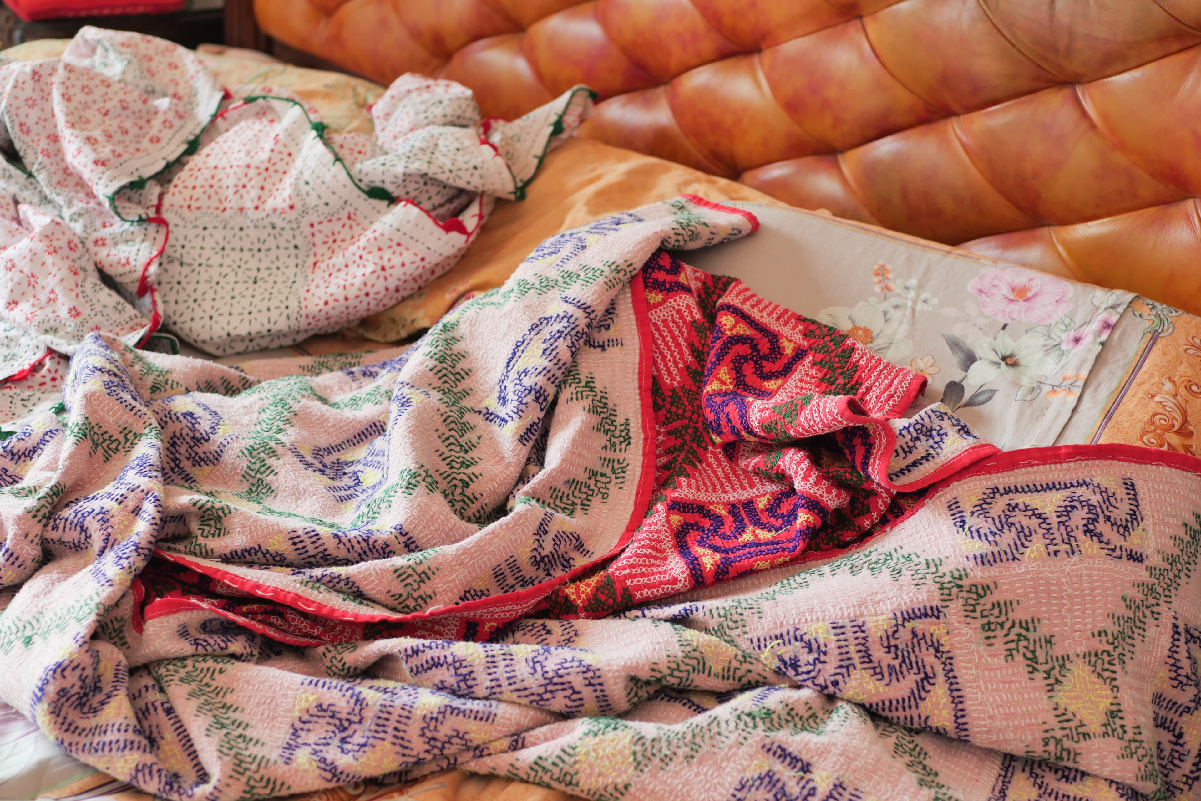 prakruti.life home linen workspace